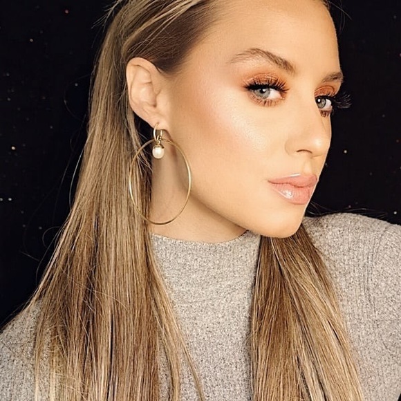 Il Makiage Mineral Baked Bronzer In Shade Wannabe, A Light Peachy Bronze - Picture 2 of 2